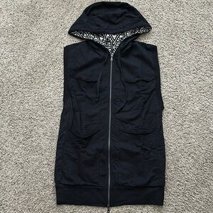 Well Connected Sleeveless Hoodie